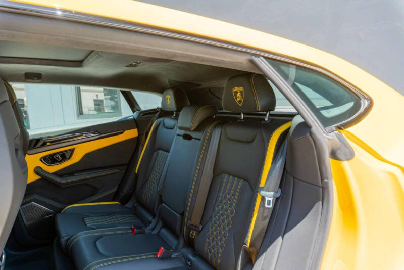 2025 Lamborghini Urus SE