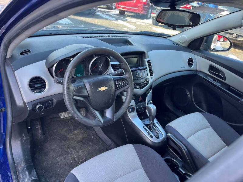 2012 Chevrolet Cruze LS