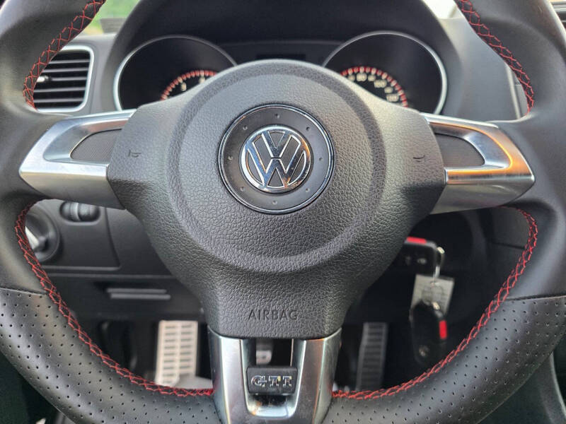 2013 Volkswagen GTI Base PZEV