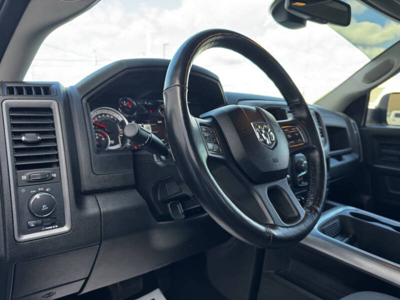 2022 RAM 1500 Classic Express