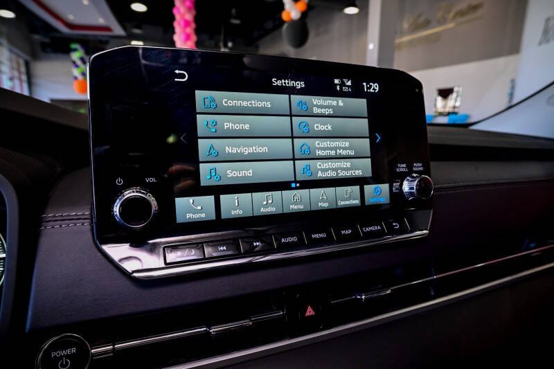 2023 Mitsubishi Outlander PHEV 40th Anniversary