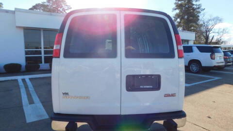 2024 GMC Savana 2500