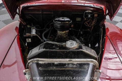 1948 Ford Deluxe