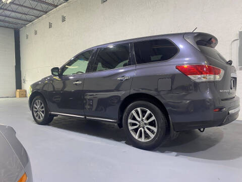 2014 Nissan Pathfinder SV