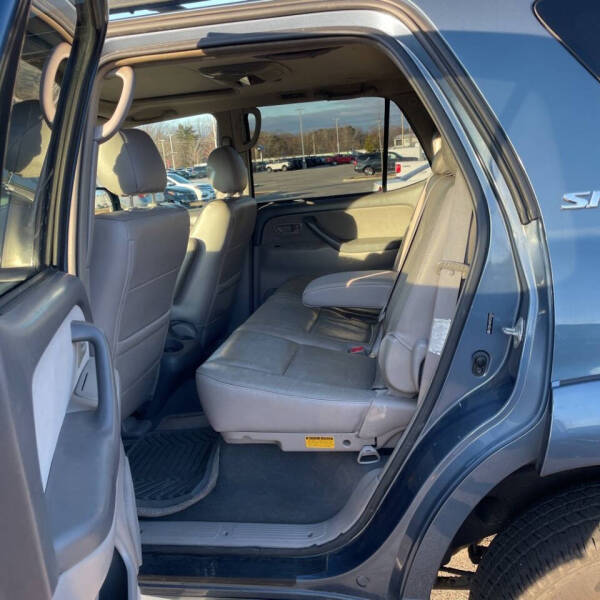 2007 Toyota Sequoia SR5