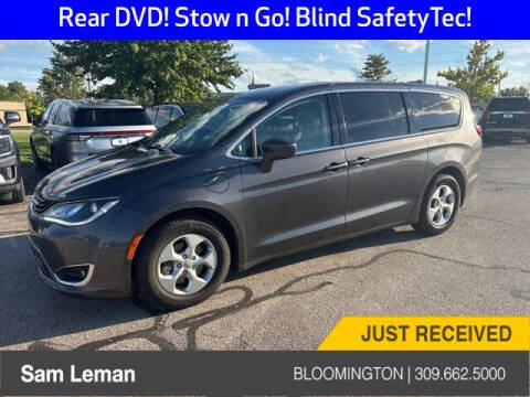 2018 Chrysler Pacifica Hybrid Touring Plus