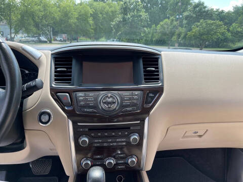 2016 Nissan Pathfinder Platinum