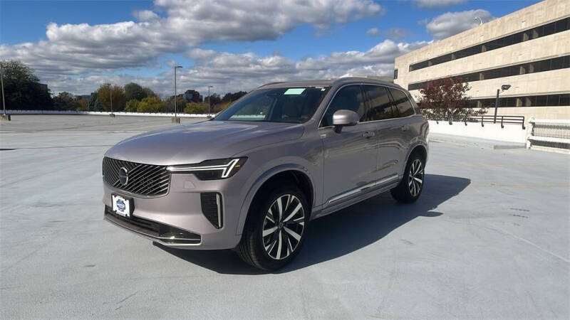 2026 Volvo XC90 B5 Core