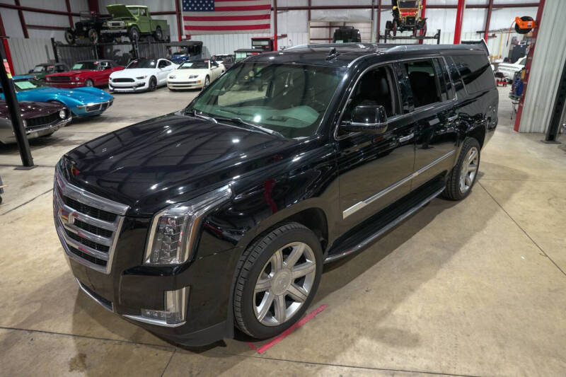 2018 Cadillac Escalade ESV Luxury