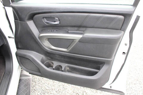 2015 Nissan Armada Platinum