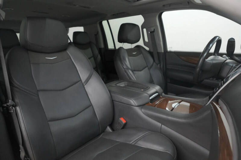2019 Cadillac Escalade ESV Luxury