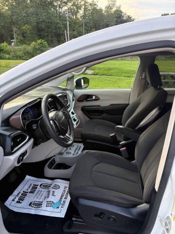 2017 Chrysler Pacifica Touring