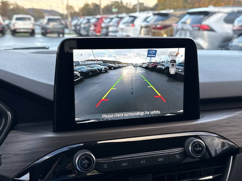 2020 Ford Escape Titanium