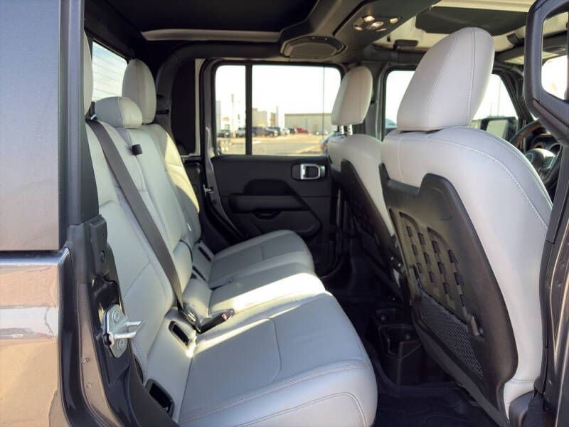 2023 Jeep Gladiator Mojave