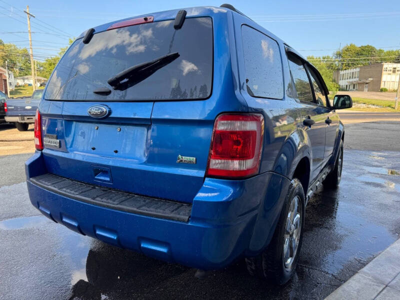 2011 Ford Escape XLT