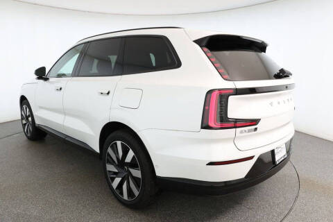 2025 Volvo EX90 Twin Plus 7P