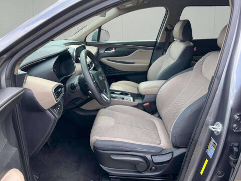 2020 Hyundai Santa Fe SE