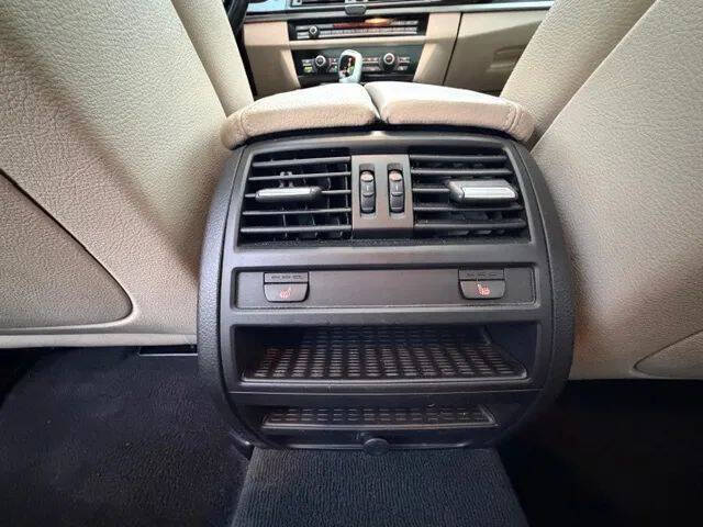 2011 BMW 5 Series 550i