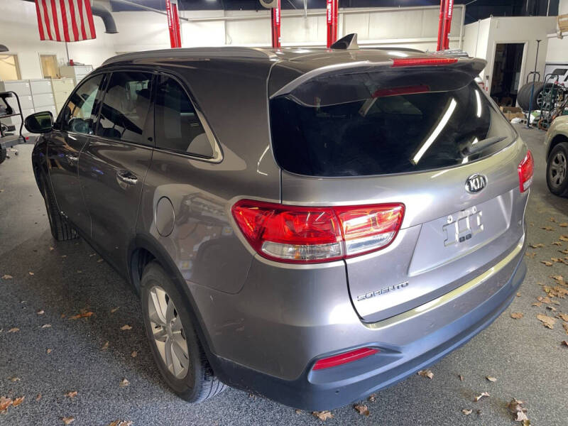 2016 Kia Sorento LX V6