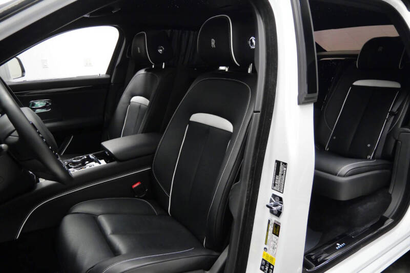 2024 Rolls-Royce Ghost EWB