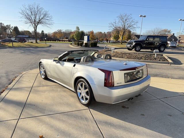 2005 Cadillac XLR