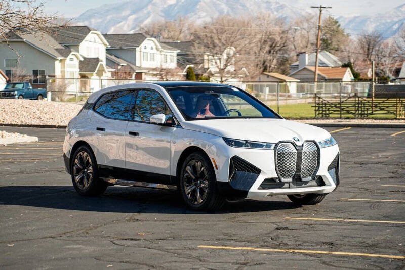 2025 BMW iX xDrive50