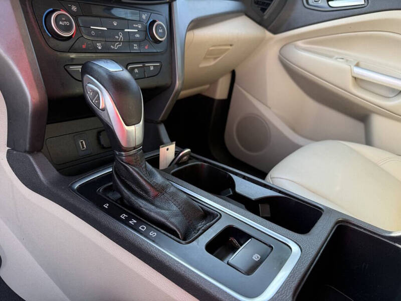 2019 Ford Escape SEL