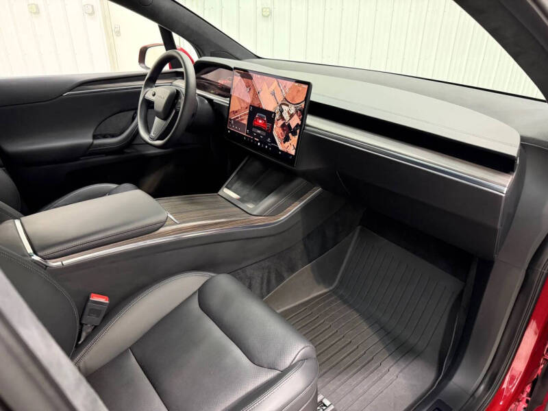 2023 Tesla Model X Standard Range