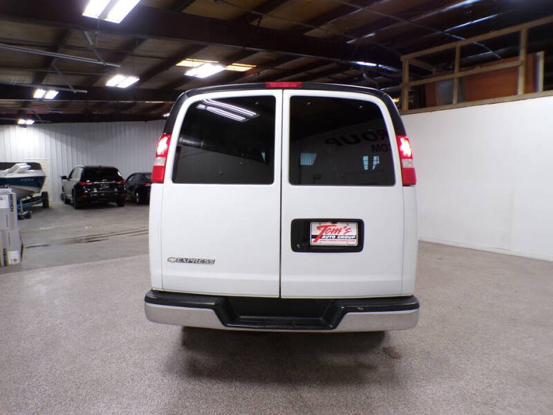 2021 Chevrolet Express LS 3500