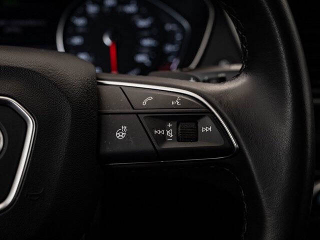 2023 Audi Q5 quattro Premium 40 TFSI