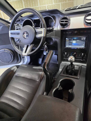2006 Ford Mustang GT Deluxe