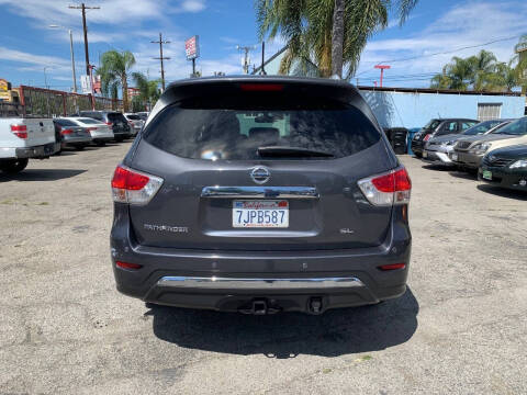 2014 Nissan Pathfinder SL