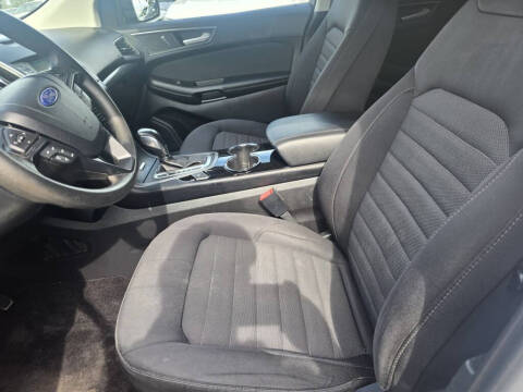 2017 Ford Edge SE