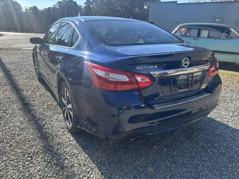 2016 Nissan Altima 2.5 SR