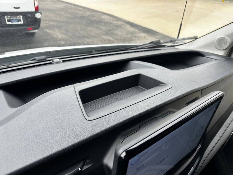 2025 Ford Transit 250