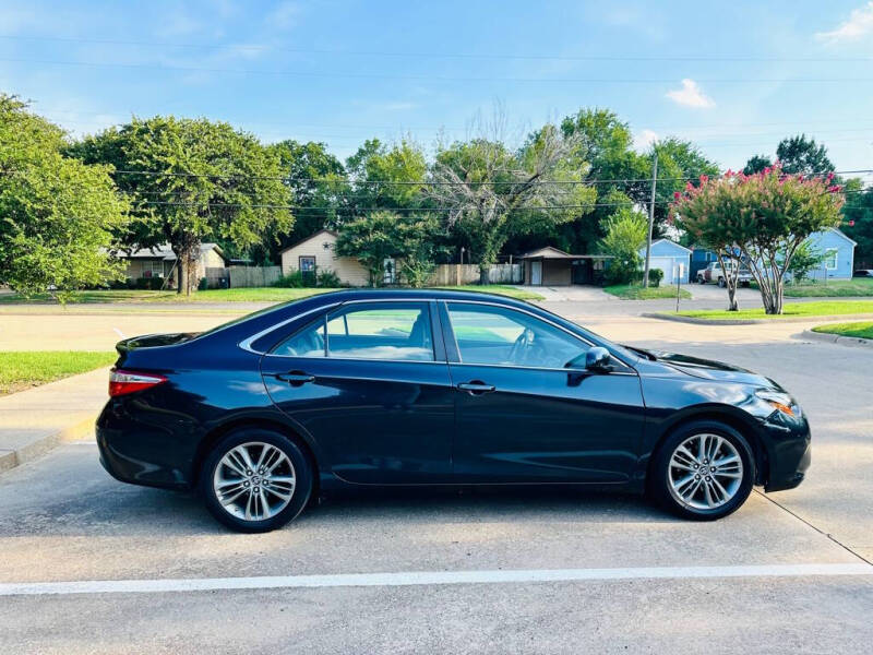 2016 Toyota Camry SE