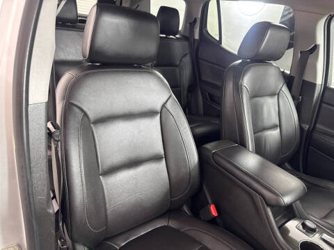 2017 GMC Acadia SLT-1