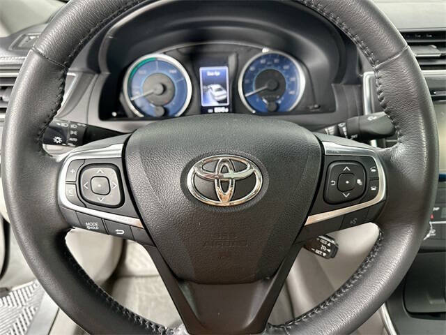 2016 Toyota Camry Hybrid XLE