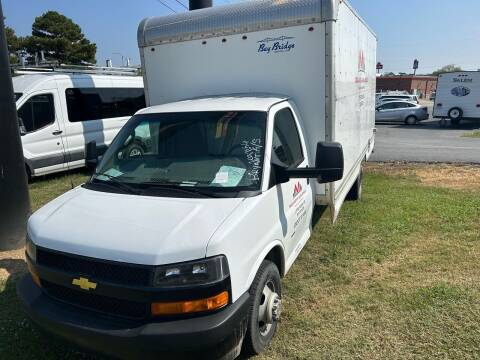 2018 Chevrolet Express for sale at BRYANT AUTO SALES in Bryant AR