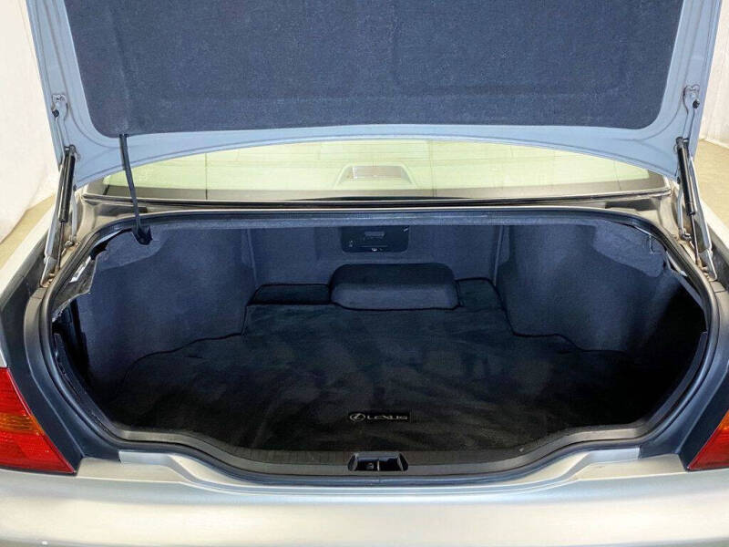 2003 Lexus LS 430