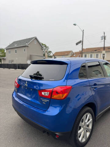 2015 Mitsubishi Outlander Sport 2.4 ES