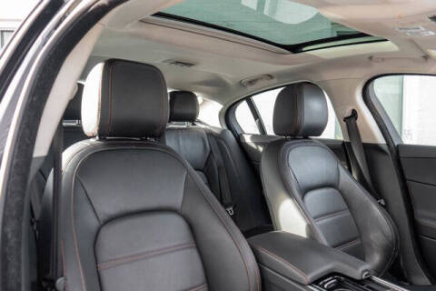 2018 Jaguar XE 35t Prestige