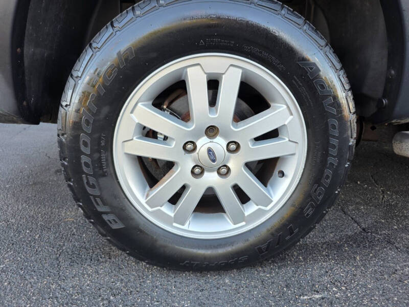 2007 Ford Explorer Sport Trac XLT