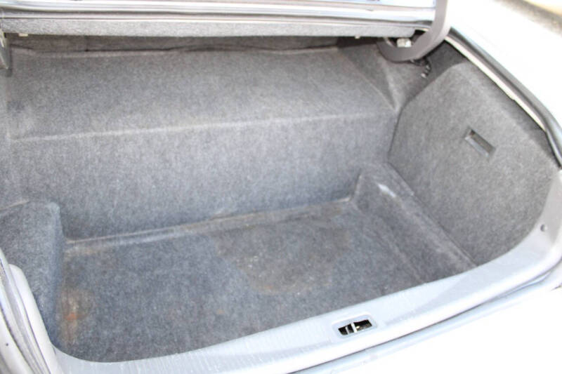 2005 Lincoln Town Car Signature