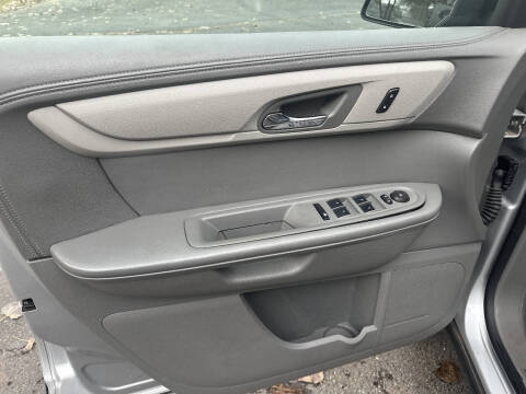 2013 Chevrolet Traverse LS