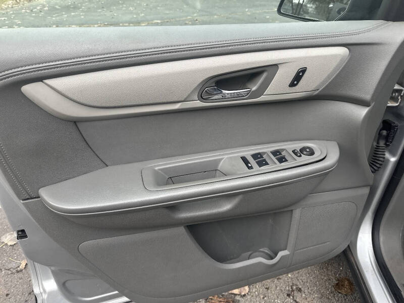 2013 Chevrolet Traverse LS