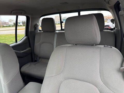 2016 Nissan Frontier SV