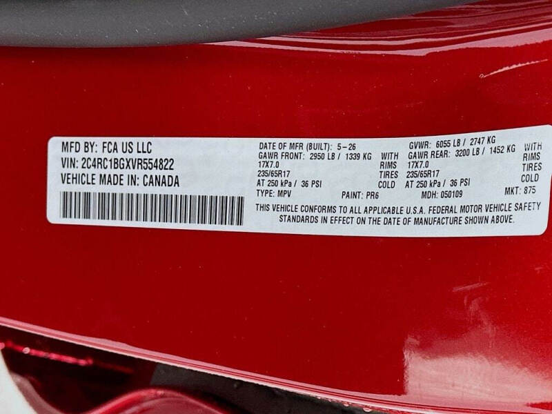 2027 Chrysler Pacifica Select