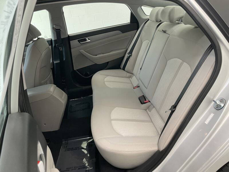 2016 Hyundai Sonata Hybrid SE