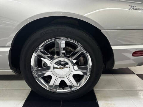 2004 Ford Thunderbird Deluxe